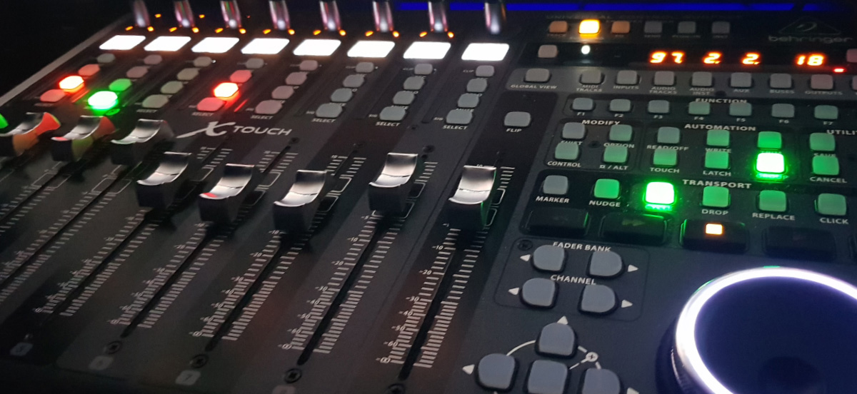 cloud velvet, studio87, mixing desk, controller, xtouch