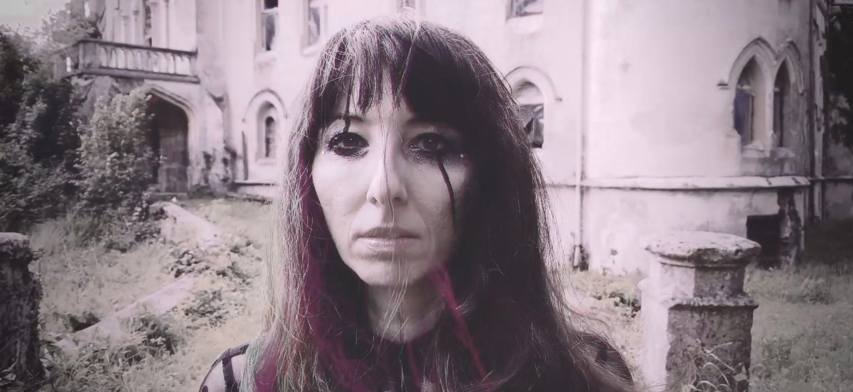 cloud velvet, kraljica sanj, the queen of dreams, synthwave, synthpop, dreamwave, youtube, video, premiere, debut, single